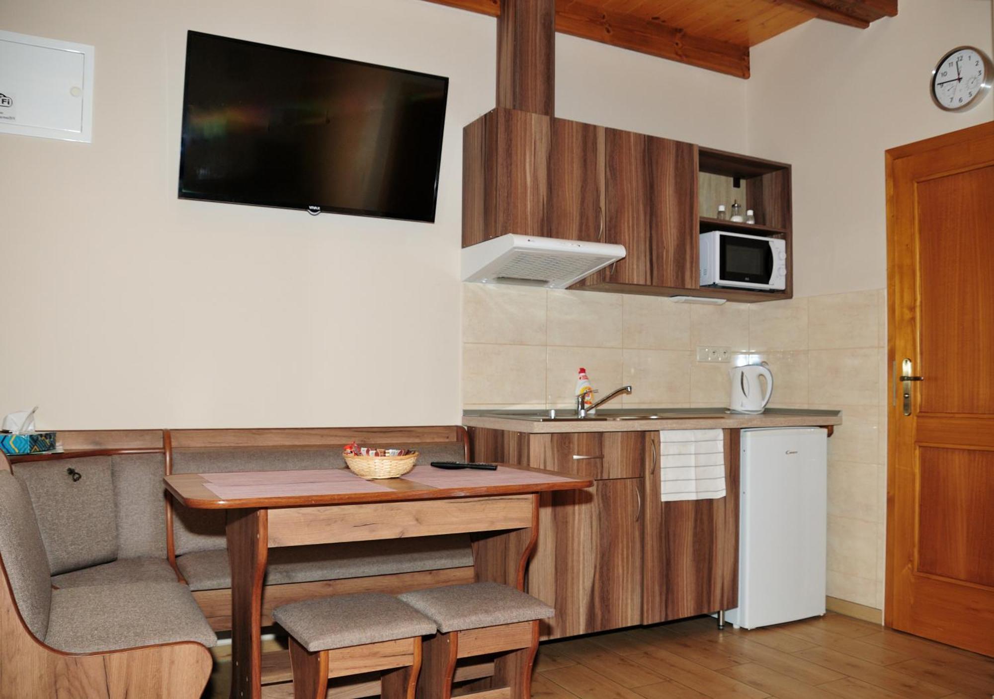 Néró Apartman Veľký Meder Esterno foto