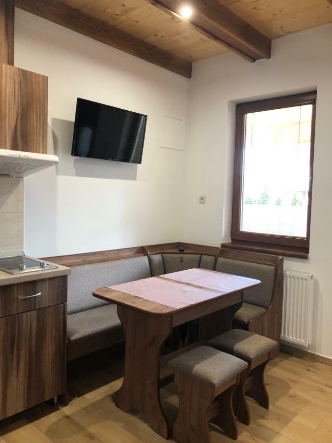 Néró Apartman Veľký Meder Esterno foto