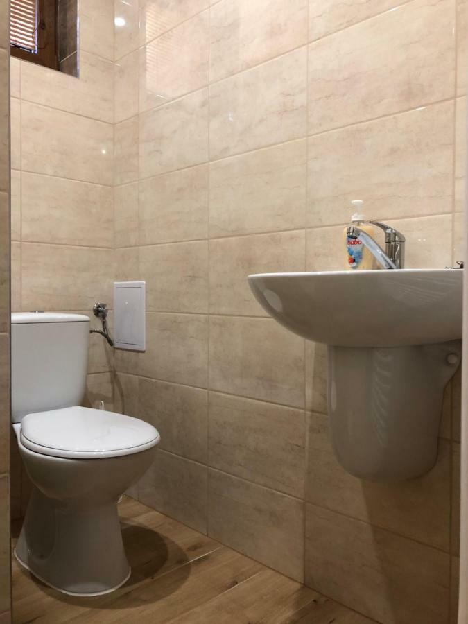 Néró Apartman Veľký Meder Esterno foto